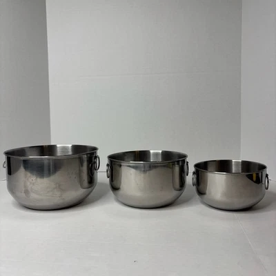 Set Of 3 Farberware Nesting Mixing Bowls #734 Stainless Steel Double Thumb Rings - Image 1 of 4