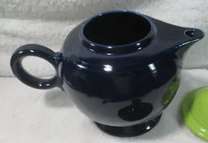 Rara tetera y tapa azul Fiesta Ware H hecha en EE. UU. - Imagen 1 de 6
