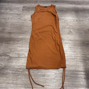BTFBM Womens Mini Dress Midi Small Orange Crew Neck Bodycon Sleeveless Ruched - Picture 1 of 18