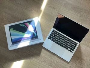 Apple MacBook Pro 13" M2-Chip 256GB SSD 8GB RAM A2338 -Liquid damage - Photo 1/5