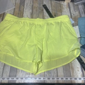 All in Motion Damen Größe XL schnelltrocknende mittelhohe Laufshorts Gelb 2482 - Bild 1 von 11