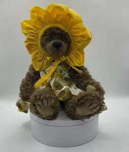 TY Attic Treasures Collection - You Are My Sunshine - Susannah 1993 Flower Bear - Picture 1 of 6