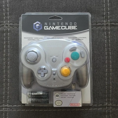 Nintendo Gamecube Wavebird Wireless Controller - Platinum Brand New Sealed - Image 1 of 4