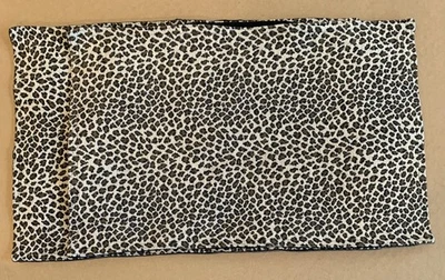 "Juego de 2 manteles individuales de tela tejida con estampado de guepardo espalda negra 17""x11""" Foto 1 de 4