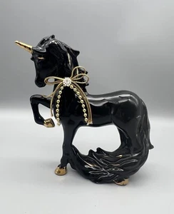 Vintage Black & Gold Horn Sweeping Tail Ceramic Unicorn Figurine 7” 80's - Picture 1 of 6