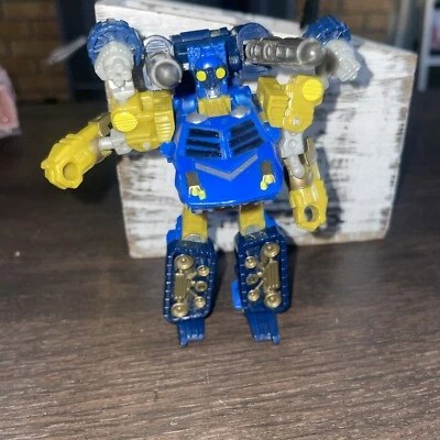 Figura Autobot SCATTORSHOT Clase Scout Transformers Cybertron 80317 Foto 1 de 3