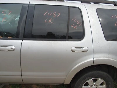 06-10 FORD EXPLORER exc. PUERTA TRASERA IZQUIERDA CONDUCTOR SPORT TRAC CON MOLDURA LABIO RUEDA Foto 1 de 4