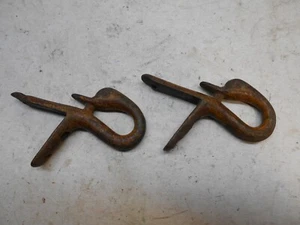 2 vintage iron swan hanger brackets - Picture 1 of 10