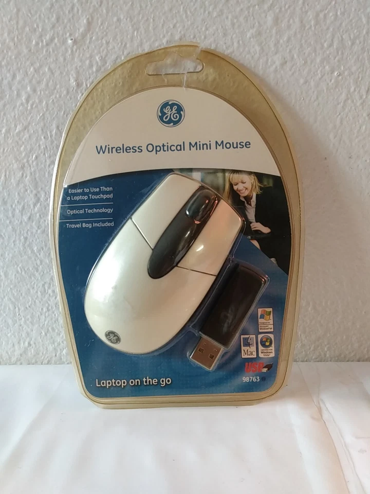 G E Wireless Optical Mini Mouse With Travel Bag - Image 1 of 2