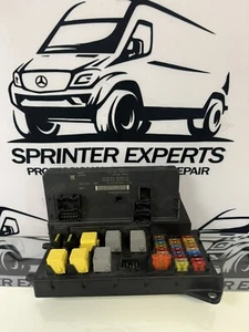 2010 - 2013 MERCEDES-BENZ W906 SPRINTER UNDER DASH SAM FUSE RELAY BOX BCM MODULE - Picture 1 of 2