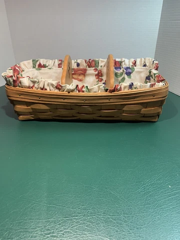 Longaberger | Traditional  Bread Basket | With Cloth Liner | 2 Wood Dividers Cover
