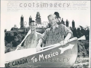 1961 Cap-de-La-Madeleine Que Men Canoe Expedition to Gulf of Mexico Press Photo - Picture 1 of 2