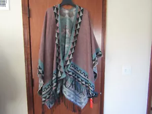 NWT NEW URBAN COCO SOUTHWESTERN INDIAN AZTEC DESIGNED FRINGE PONCHO SHAWL WRAP - Picture 1 of 5