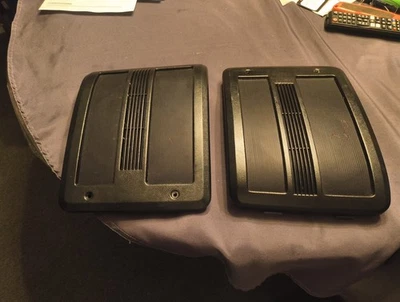 FORD MUSTANG CONVERTIBLE LX REAR   SIDE SPEAKER GRILLE Pair Black 1987-1993 - Image 1 of 2