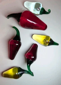 SET OF 6 Handblown ART  GLASS CHILI PEPPERS - Foto 1 di 17