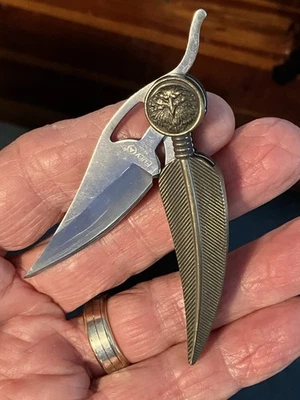 Navaja de bolsillo plegable de colección FURY 51038 EAGLE FEATHER & mango de conexión bloqueo a presión Foto 1 de 4