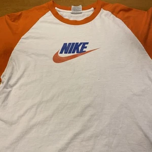 T-shirt vintage Y2K Nike manica corta raglan taglia large arancione/bianco - Foto 1 di 15