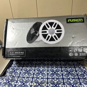 Fusion XS Serie Sport Lautsprecher 7.7 Marine XS-F77SPGW 240 Watt Spitze - Bild 1 von 18