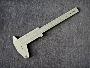 Plactic Caliper inches and mm - Picture 1 of 3