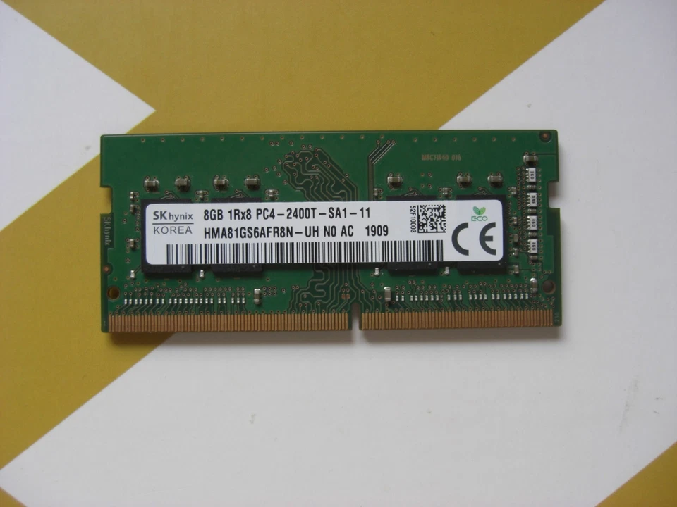 MODULO RAM MEMORIA HYNIX DDR4 8 GB 1Rx8  PC4  2400T-SA1-11 1909 SPED.GRATIS - Immagine 1 di 1