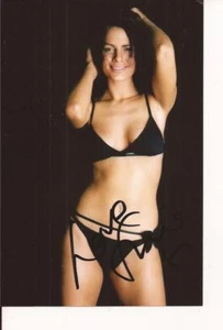 HOLLYOAKS * SUSIE AMY 'SCARLETT' SIGNED 6X4 SEXY MODELLING PHOTO+COA - Foto 1 di 1