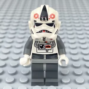 LEGO Star Wars AT-AT Driver Minifigura Rojo Oscuro Logo Imperial sw0262 8129 8084 - Imagen 1 de 5