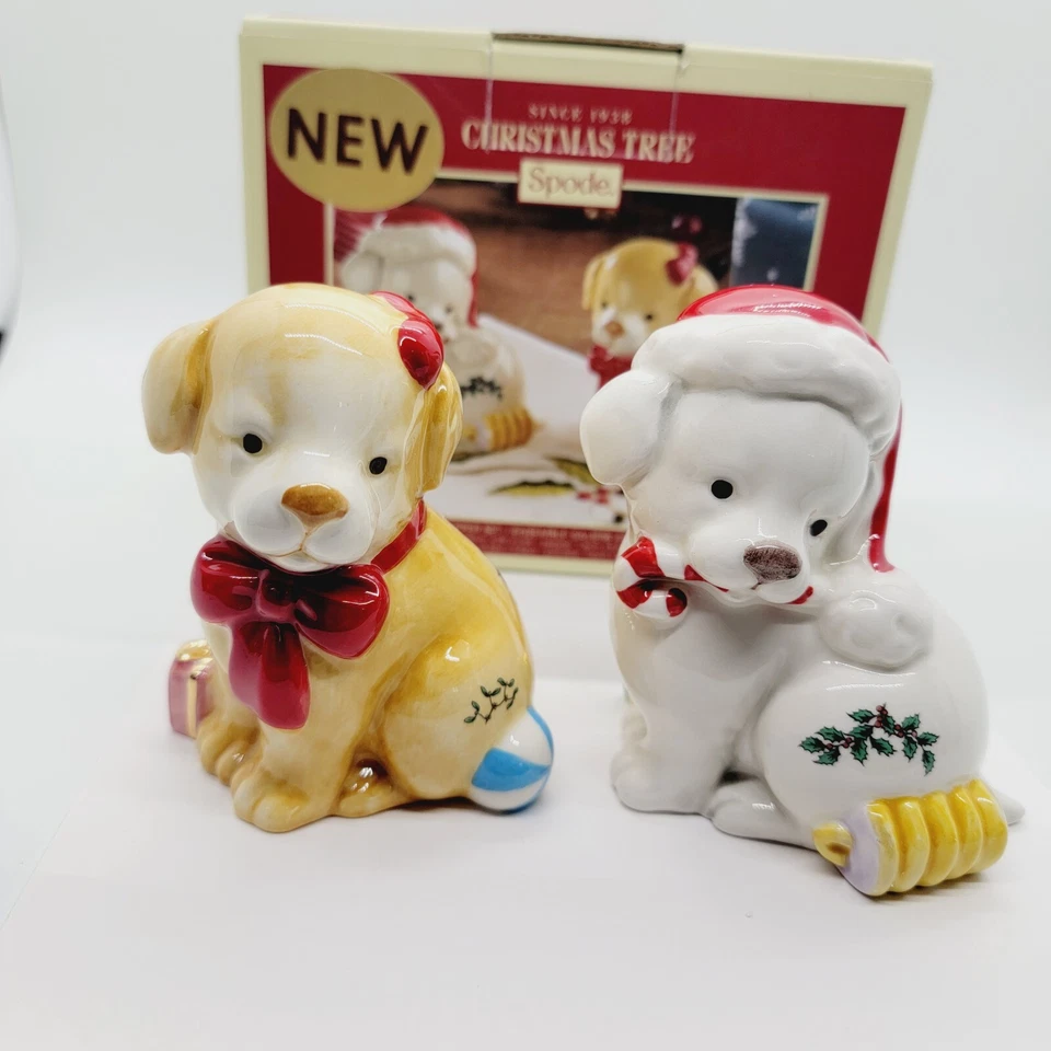 Spode Christmas Tree Motif Puppy Salt & Pepper Set 1623750