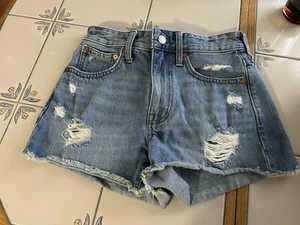 Distressed Relaxed Denim Woman’s Shorts - Picture 1 of 5