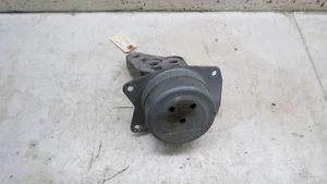 2015-2020 Chevy Impala OEM Left Front Driver Side Transmission Mount 22849847 - Picture 1 of 8