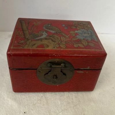 Vintage Red Lacquer Trinket Box Birds Flowers Ornate Clasp - Image 1 of 4
