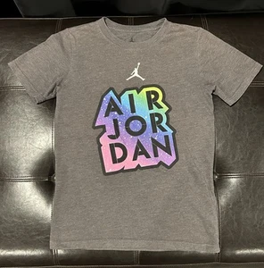 Air Jordan T-Shirt Kid’s Size Medium - Picture 1 of 3