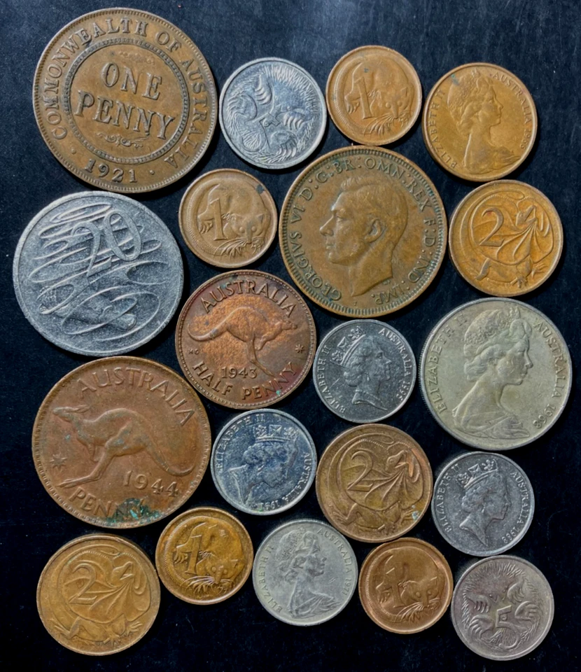 Old Australia Coin Lot - 1921-PRESENT - 20 Excellent Coins - Lot #N10 - Image 1 of 1