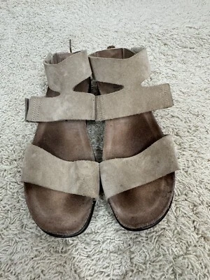 Sandalias cómodas Larissa de gamuza tostada Naot para mujer talla Euro 40 EE. UU. 9 con corbata al tobillo boho Foto 1 de 4
