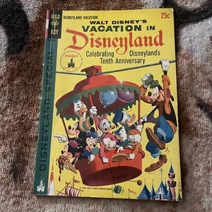 Walt Disney Vacation Disneyland 10th Anniversary 1965 Gold Key VTG Comic Mickey - Picture 1 of 5