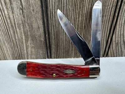 CUCHILLO TRAMPERO ESTUCHE XX ROJO OSCURO MANGOS HUESO CLIP DE BOLSILLO ACERO AL CARBONO Foto 1 de 4