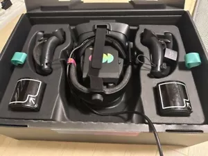 Valve Index Full Kit VR Headset Controller Basisstationen getestet funktionie... - Bild 1 von 6