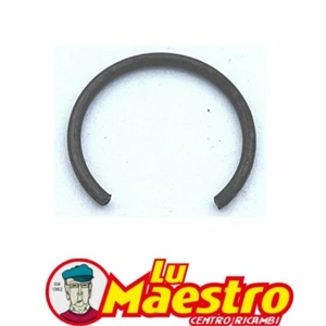 C RING STOP PISTON PIN ORIGINAL Piaggio Vespa ET4 125-150cc 434979 - Picture 1 of 1