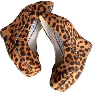 Lasonia Leopard  Platform Wedges Vegan Suede Heels Pumps Women's 6 - Image 1 of 4