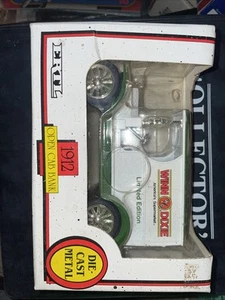 ERTL 1912 Open Cab Winn Dixie Bank DieCast 1:25 Scale. (Box shows wear and age) - Picture 1 of 4