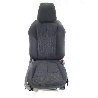 Mitsubishi Eclipse Cross 2018 2019 2020 asiento delantero derecho fabricante de equipos originales tiene agujero de combustión  Foto 1 de 4