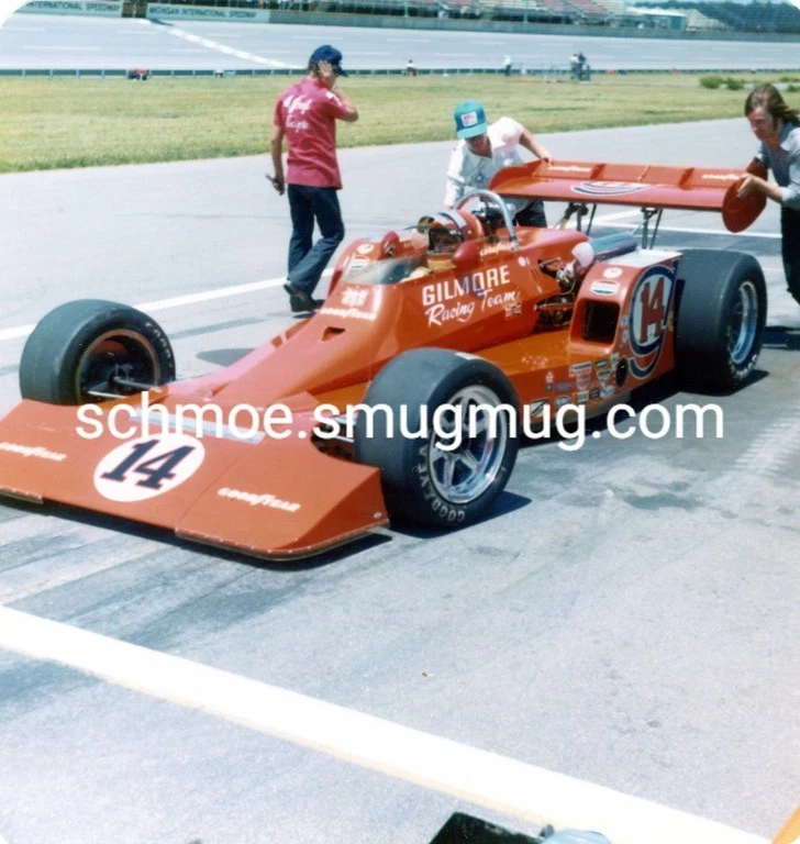 FOTO DE CARRERAS VINTAGE REIMPRESIÓN; 1973 AJ FOYT, MICHIGAN, USAC INDY CAR - 4" X 4" Foto 1 de 1