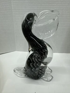 LARGE Pelican. Murano ? blown glassFeatherSCULPTURE FIGURINE 7 in chip on toe - Picture 1 of 9