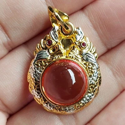 Naga Eye 橙色宝石 Phaya Nak 泰式佛陀护身符吊坠 — 第 1/4 张图片