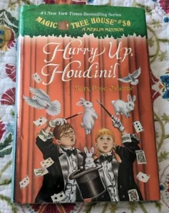 Hurry up, Houdini! by Mary Pope Osborne (2013, Hardcover) - Foto 1 di 4