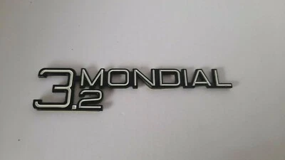 Emblema trasero Ferrari 3.2 Mondial 130 x 30 milímetros ORIGINAL #61835000 Foto 1 de 2