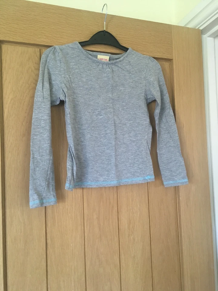 Cherokee Girls Long Sleeve T-Shirt, Age 6-7 Years. Grey. - Image 1 of 1