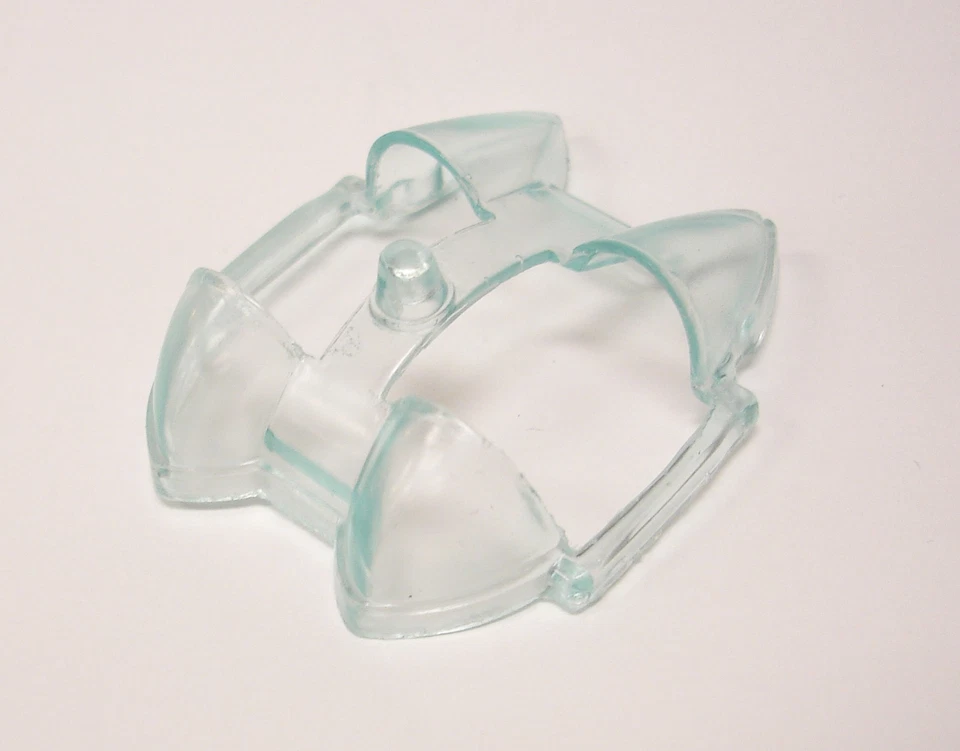 Corgi  1/43 scale 267 BATMOBILE  BATMAN AND ROBIN replacement windshield - Image 1 of 1