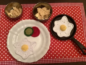 Gehäkeltes Set Nudeln & Spiegeleier, Tomate, Gurke Kinderküche/ Baumwolle 14 Tlg - Bild 1 von 3