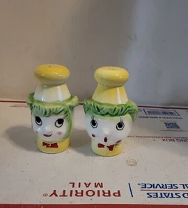 Grantcrest  Vintage Salt & Pepper Shakers Japan Good Cond. 1 Missing Cork Photos - Picture 1 of 9