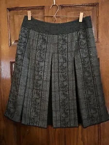 Ann Taylor Loft Wool Blend Pleated Skirt With Embroidery And Beading Size 8 - Picture 1 of 4